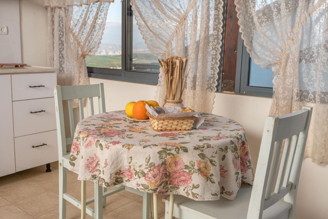 Suite Kolibri In Galilee Semadar Exterior photo